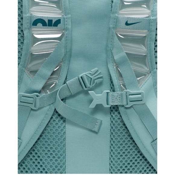 Nike Utility Elite backpack - Picture 7 of 9